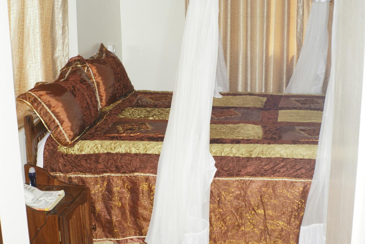 Briston Hotel أروشا الغرفة الصورة